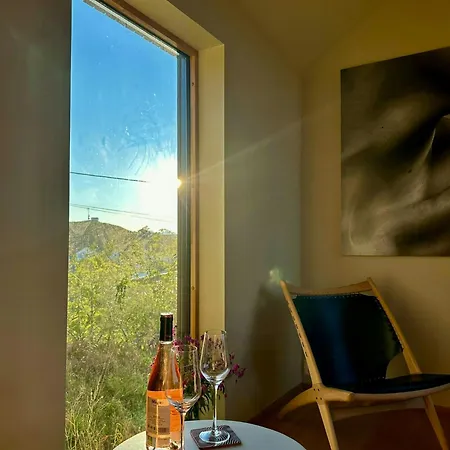 Modern Tinyhouse With Views Over Skrova Harbour *