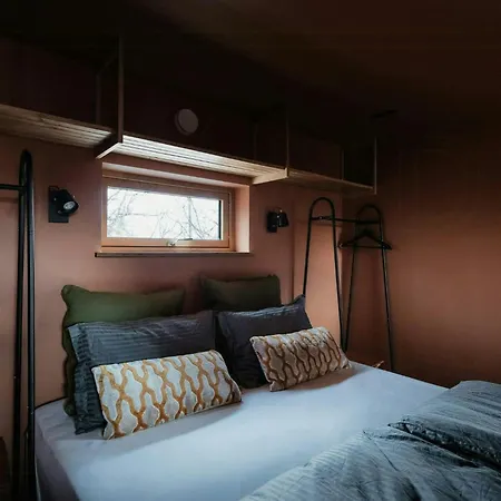 Modern Tinyhouse With Views Over Skrova Harbour Сasa de vacaciones Kuholmen