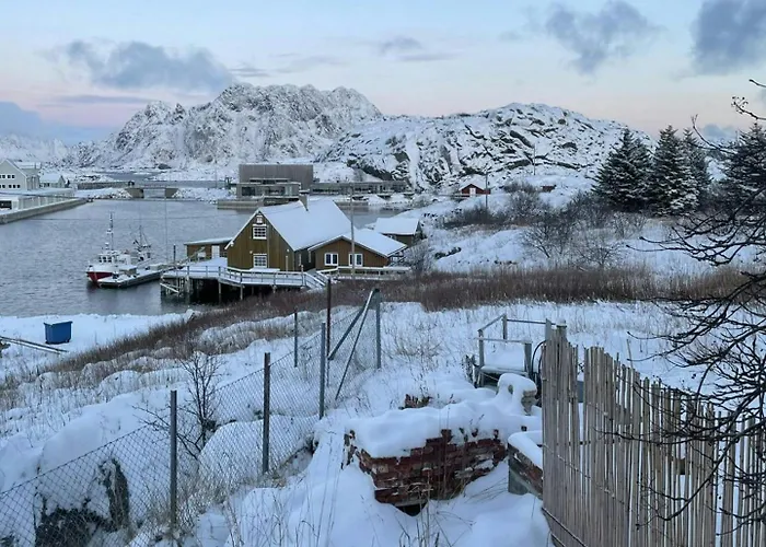 Nyaraló Modern Tinyhouse With Views Over Harbour Skrova